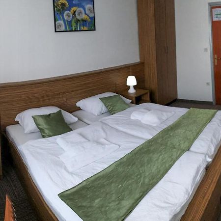 Restavracija In Prenocisca Carda Hotel Martjanci Exterior photo